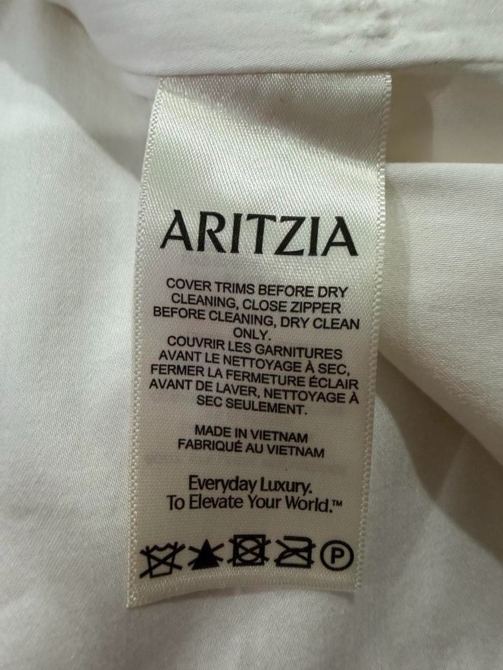 Aritzia Babaton Element Linen Tube Top in Cream with Grey Pinstripes. Size 4. - Picture 7 of 7